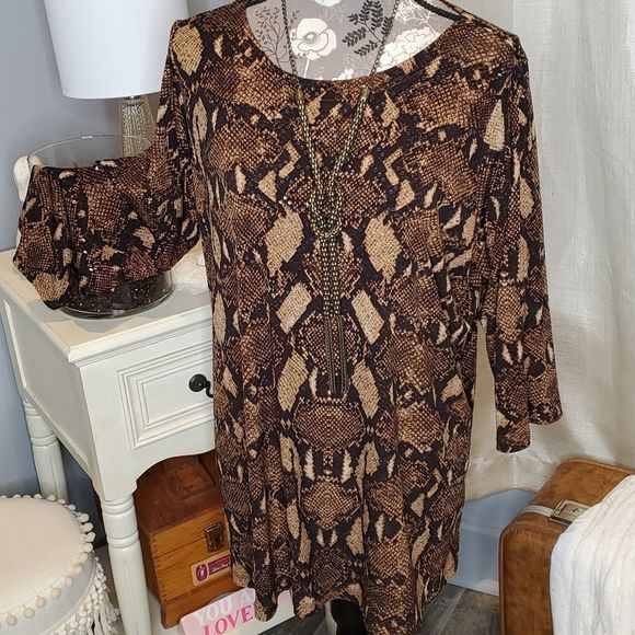 Susan Graver Tops - Open Sleeve Animal Print Sequin Blouse 1X